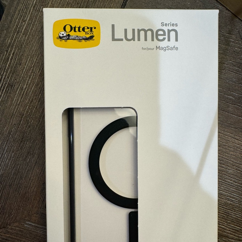 New still in package, iPhone 15 Pro max OtterBox phone case